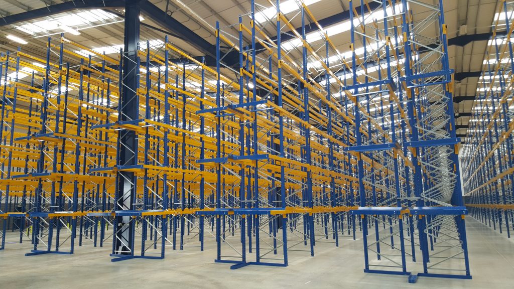 Very Narrow Aisle Pallet Racking (VNA) What Is It? Warehouse